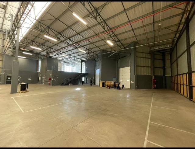 INDUSTRIAL PROPERTY TO RENT IN LOUWLARDIA